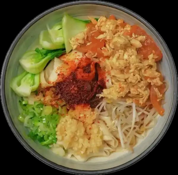 Spicy Hot-Oil Noodle with Tomato & Egg Sauce